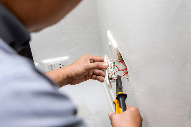 Best Affordable Electrician  in Hinckley, MN